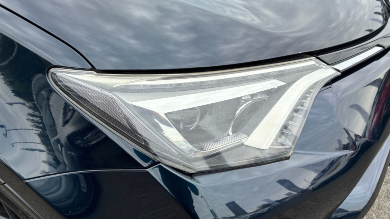 Toyota RAV4 2.0 D-4D Excel 5dr 2WD Diesel Estate